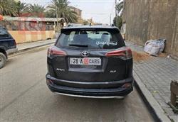 تۆیۆتا ڕاڤ 4